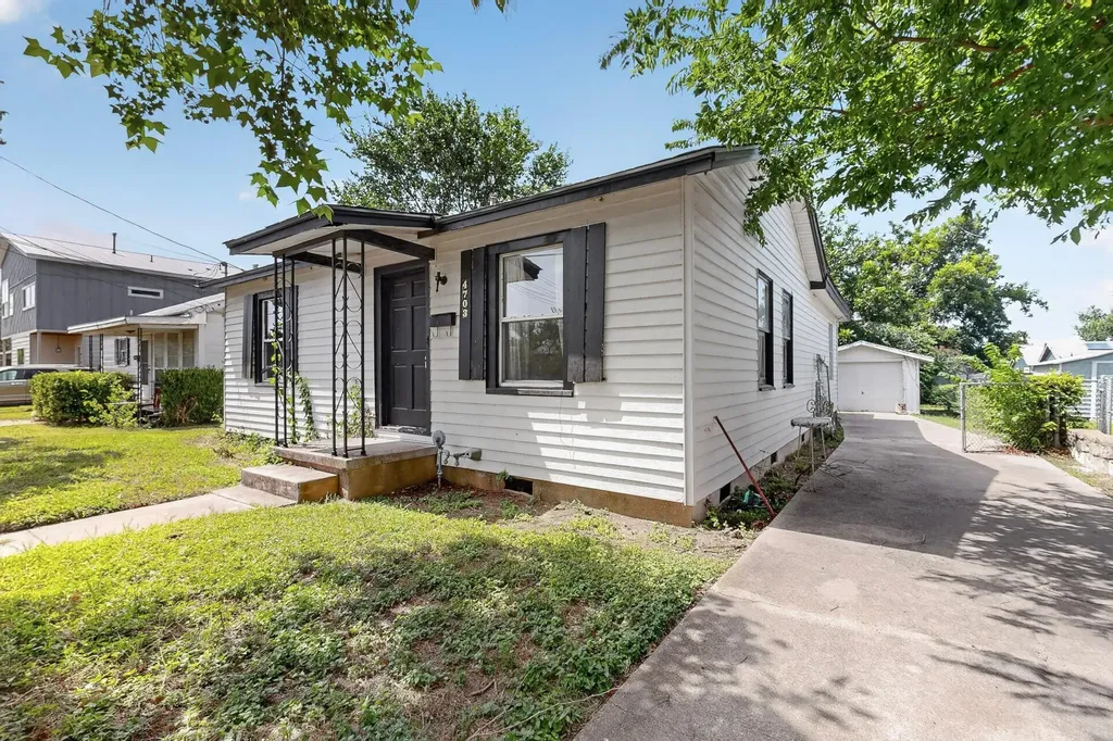 4703 Leslie Avenue Austin TX 78721