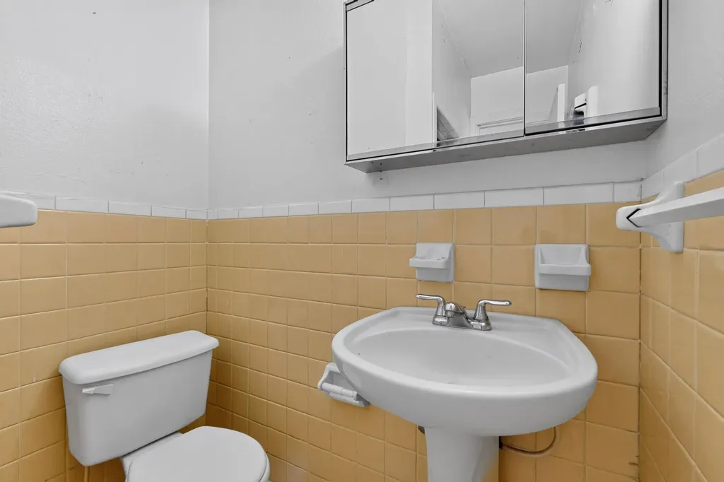 4703 Leslie Avenue Austin TX 78721