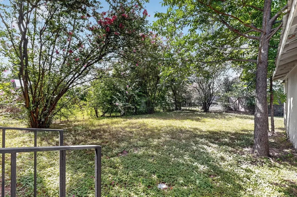 4703 Leslie Avenue Austin TX 78721