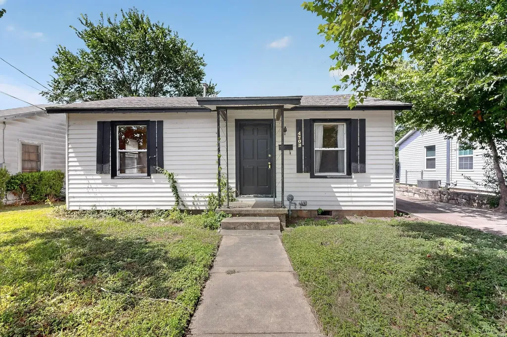 4703 Leslie Avenue Austin TX 78721