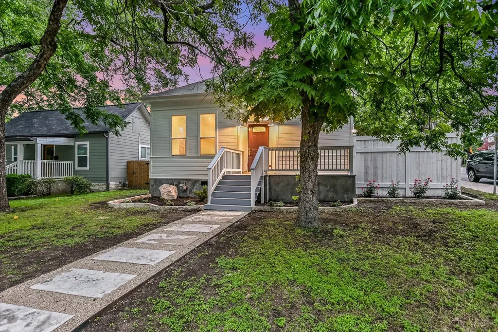 1711 Eva Street Austin TX 78704