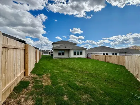 5004 Stockton Lane Del Valle TX 78617