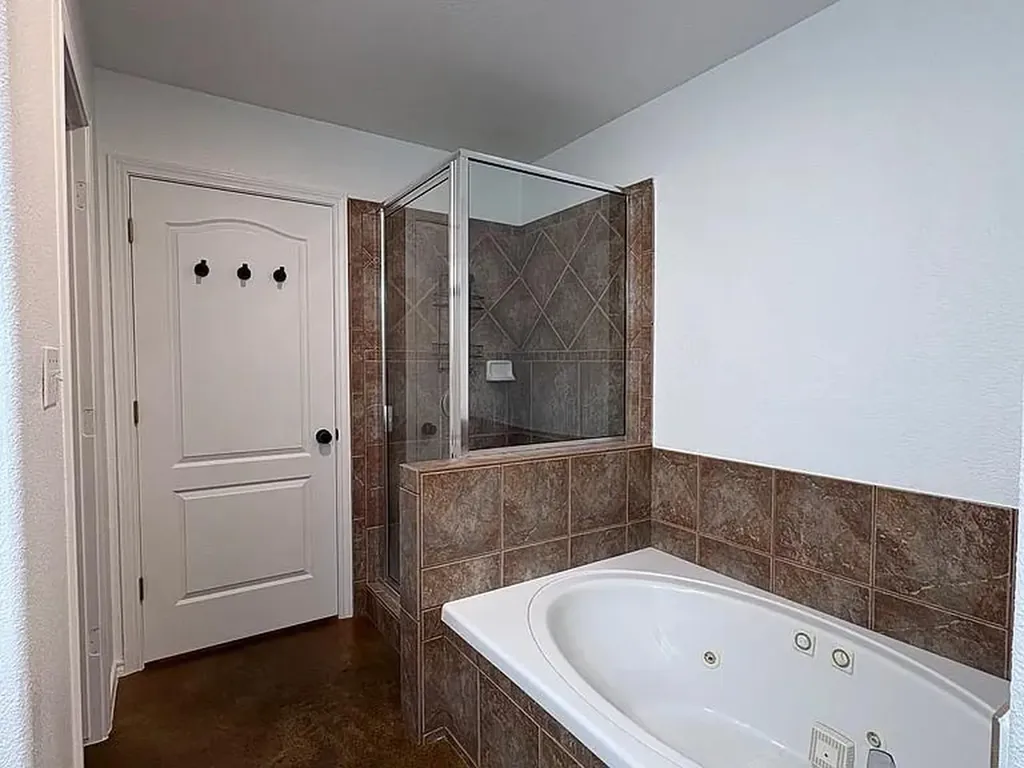 430 Summit Ridge Drive N Point Venture TX 78645