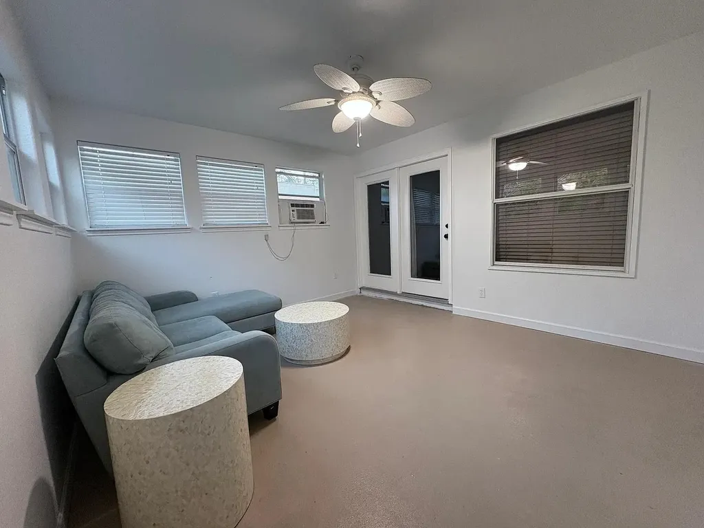430 Summit Ridge Drive N Point Venture TX 78645