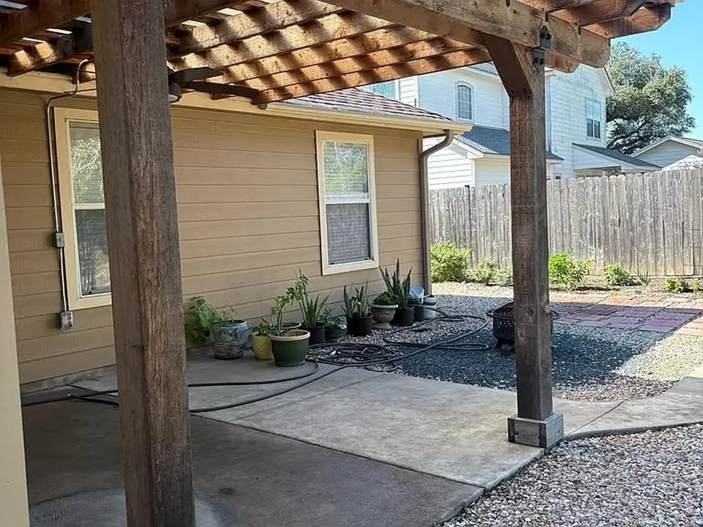 430 Summit Ridge Drive N Point Venture TX 78645