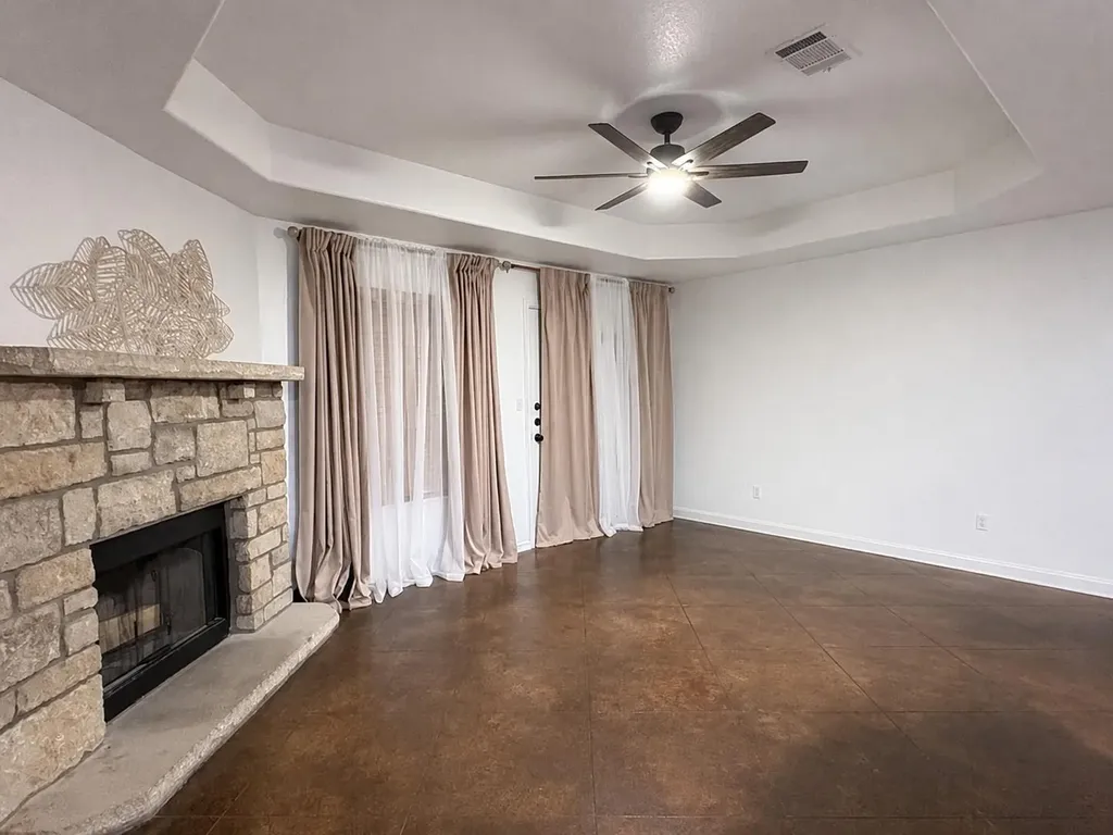 430 Summit Ridge Drive N Point Venture TX 78645