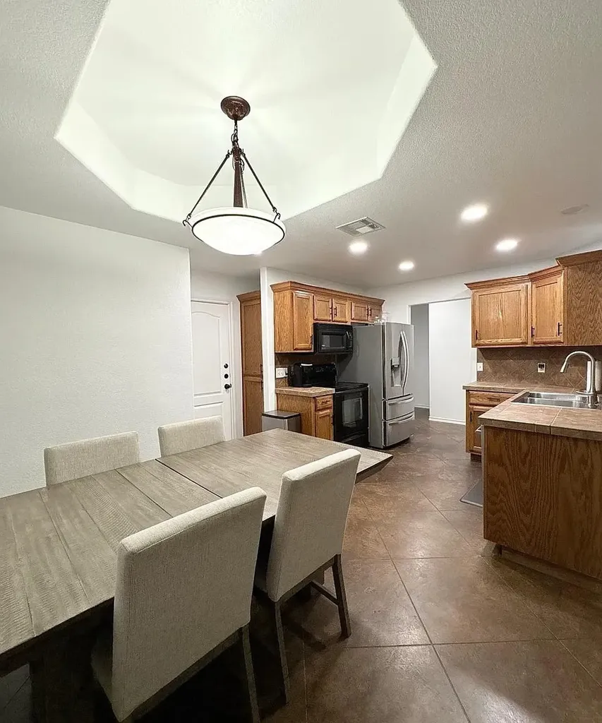 430 Summit Ridge Drive N Point Venture TX 78645