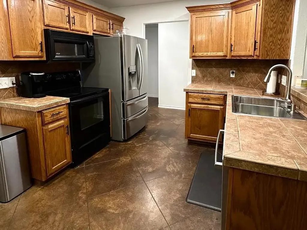 430 Summit Ridge Drive N Point Venture TX 78645