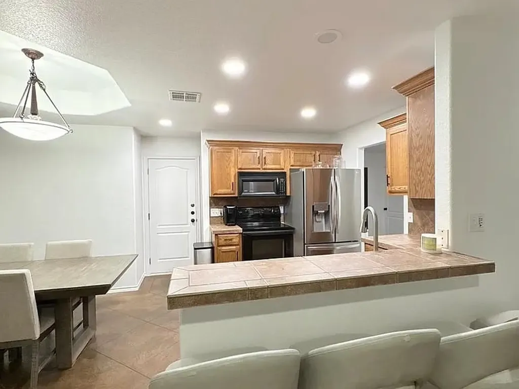 430 Summit Ridge Drive N Point Venture TX 78645