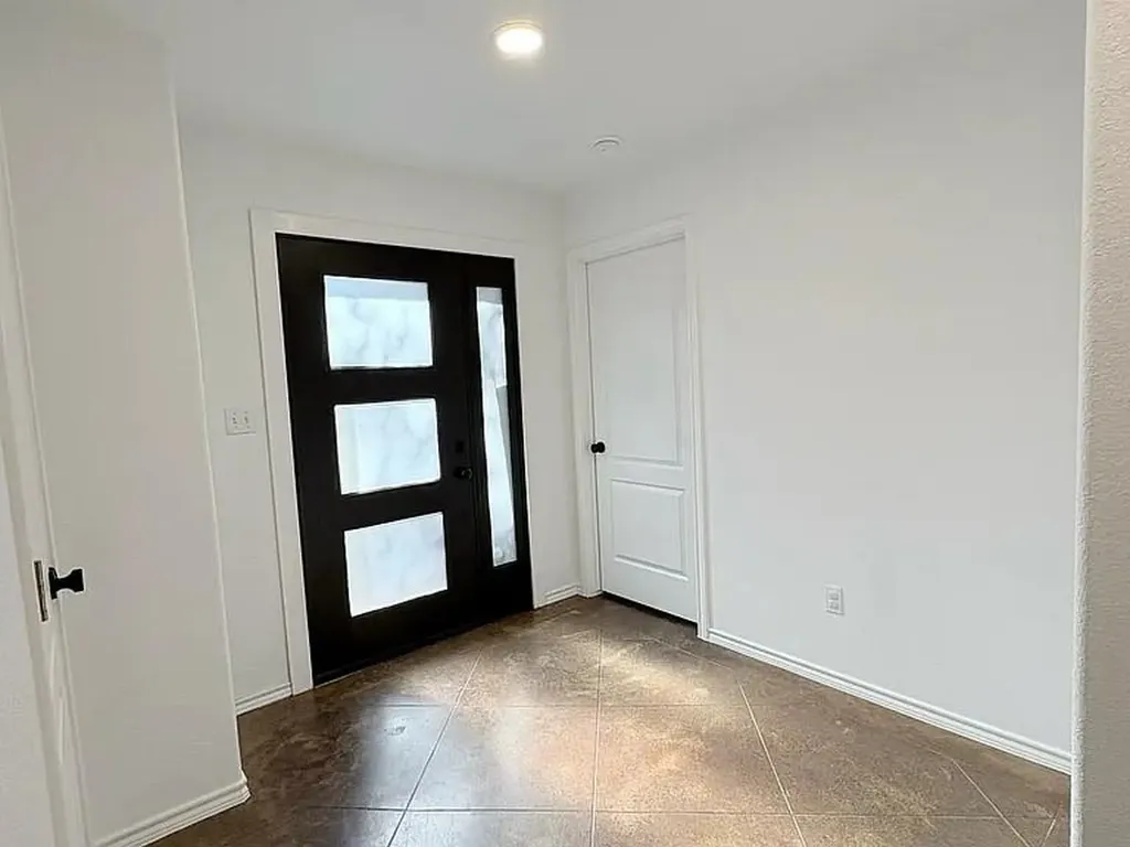 430 Summit Ridge Drive N Point Venture TX 78645