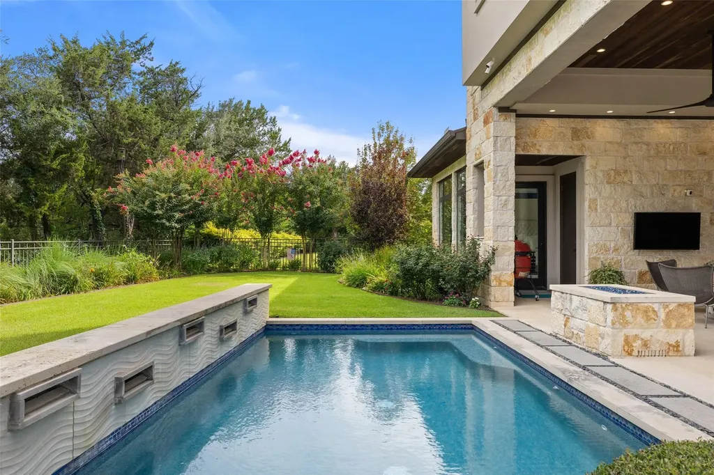 8317 Carranzo Drive Austin TX 78735