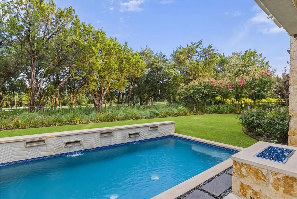 8317 Carranzo Drive Austin TX 78735