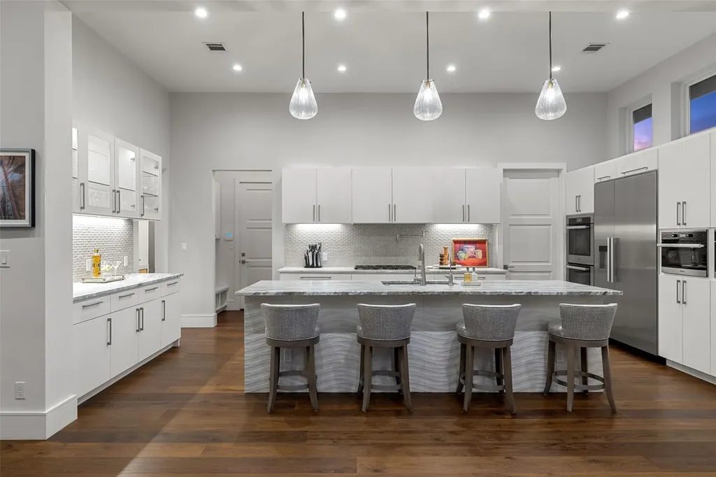 8317 Carranzo Drive Austin TX 78735