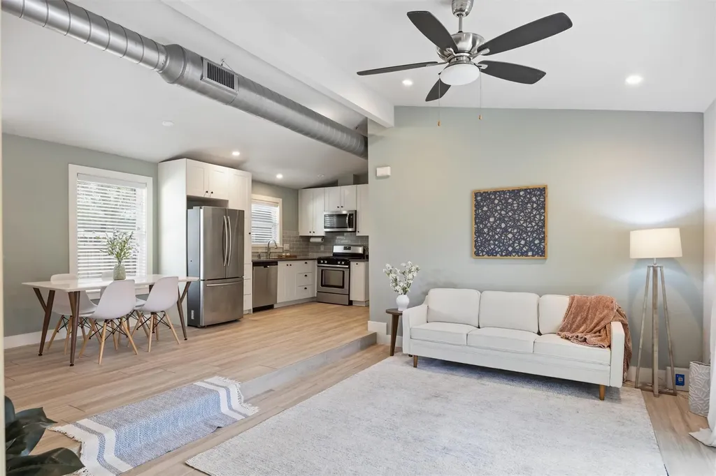 5704 Gloucester Lane Austin TX 78723