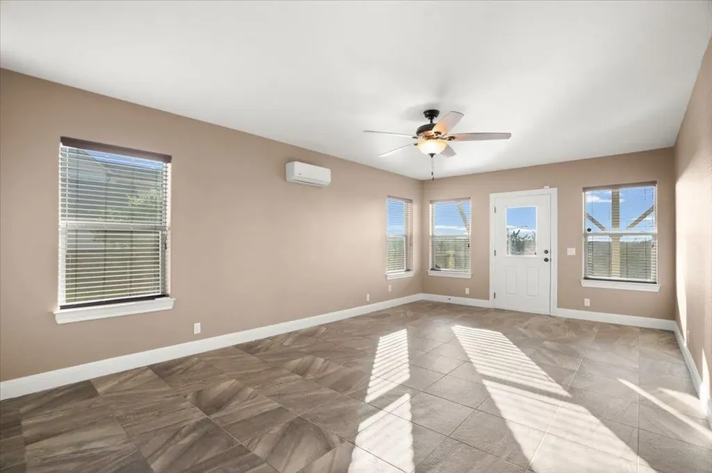 406 Rogart Drive Spicewood TX 78669