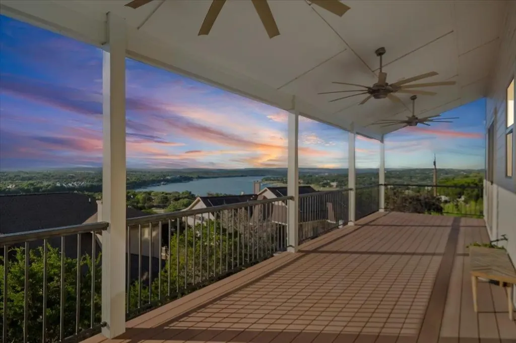 406 Rogart Drive Spicewood TX 78669