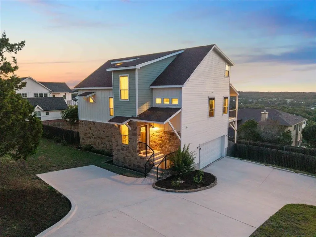 406 Rogart Drive Spicewood TX 78669