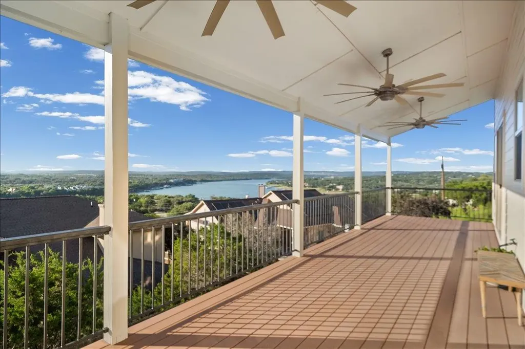 406 Rogart Drive Spicewood TX 78669