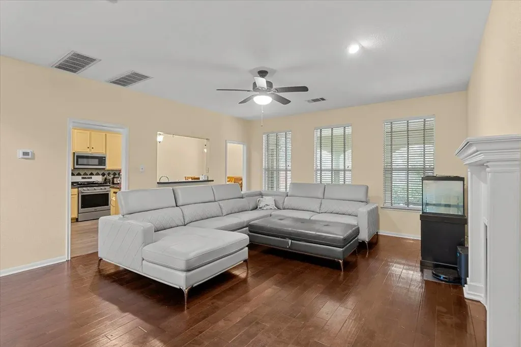 310 N Carriage Hills Drive Georgetown TX 78626