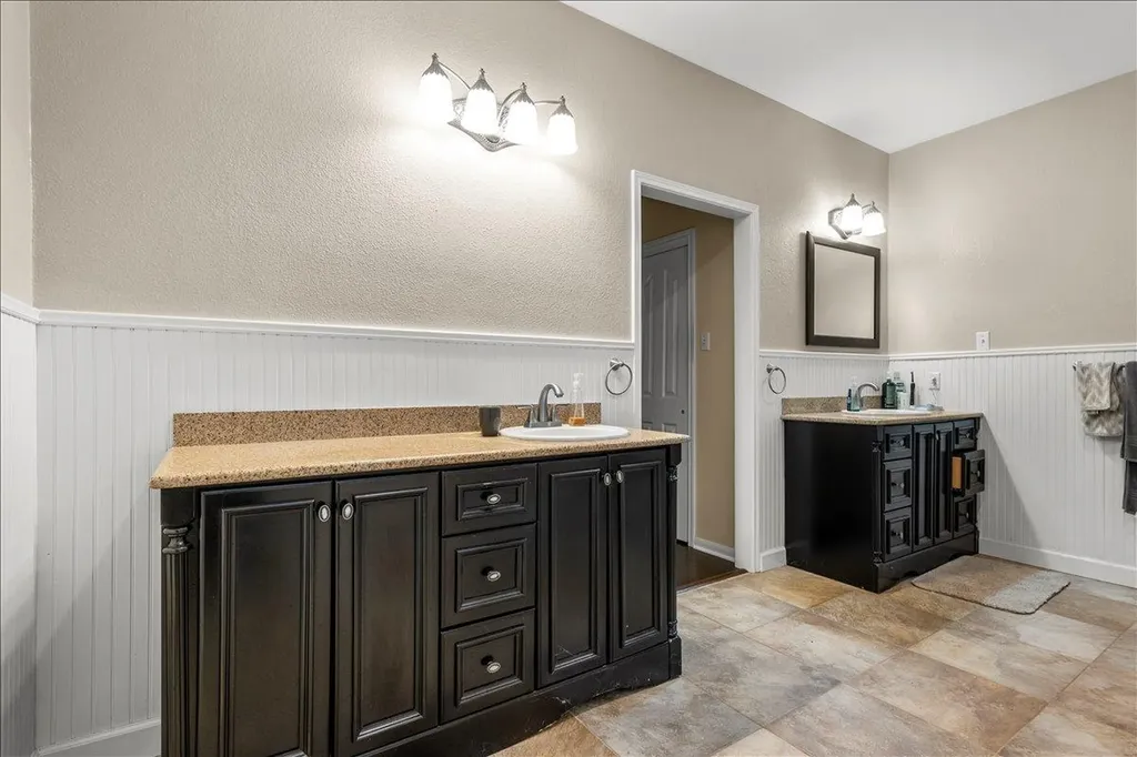 310 N Carriage Hills Drive Georgetown TX 78626