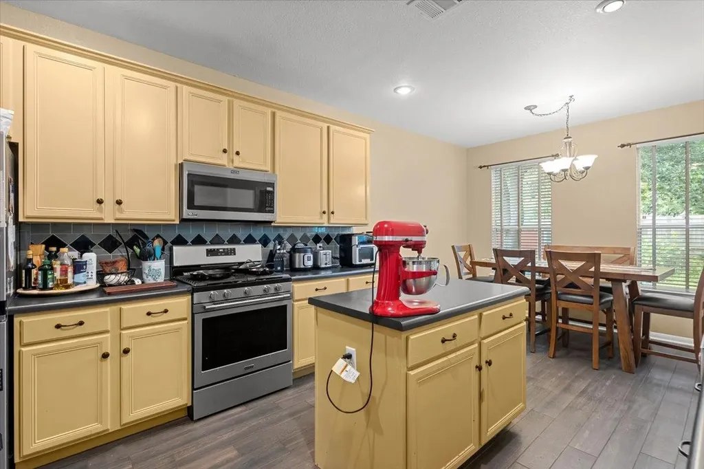 310 N Carriage Hills Drive Georgetown TX 78626