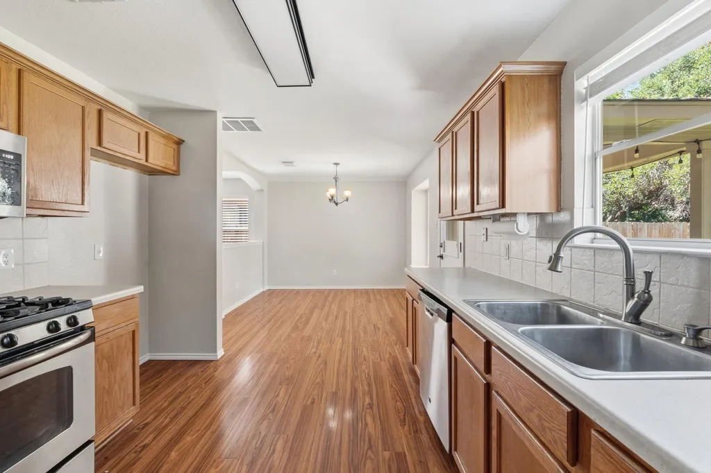 2674 Bradley Lane Round Rock TX 78664