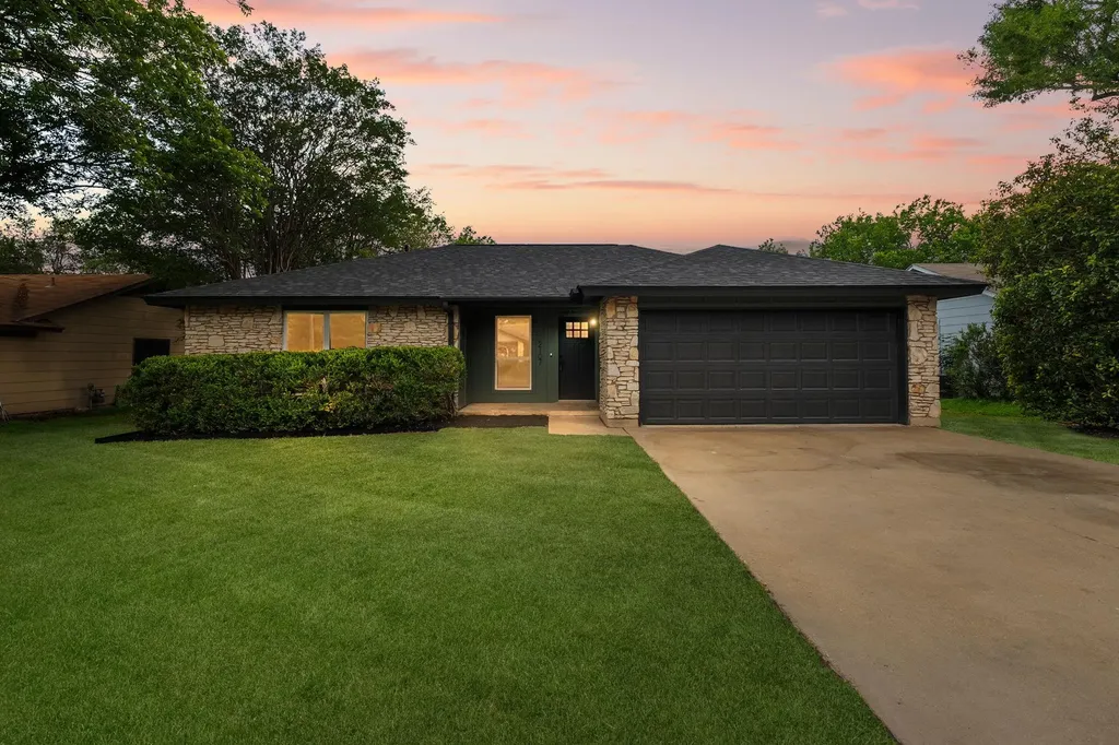 2107 Cindy Lane Austin TX 78727