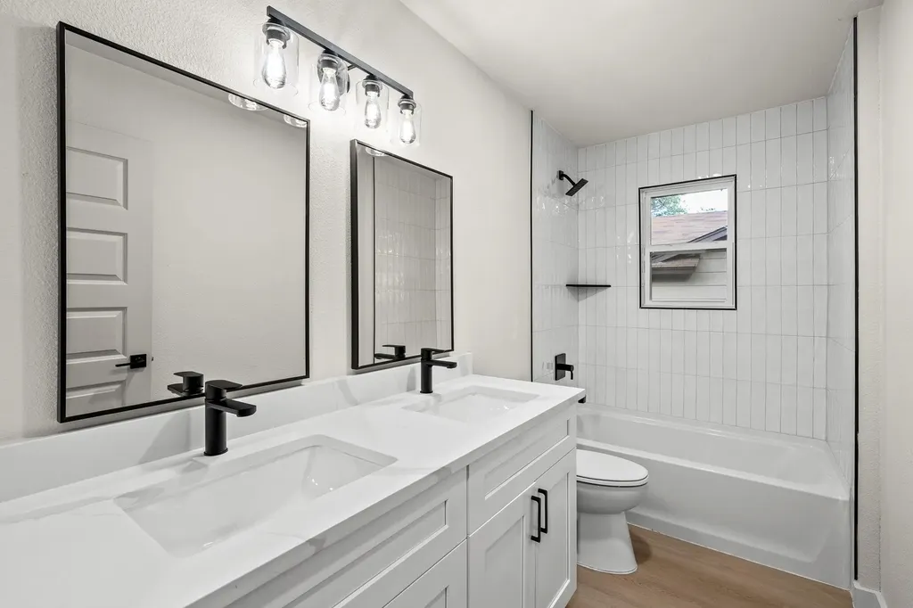 2107 Cindy Lane Austin TX 78727