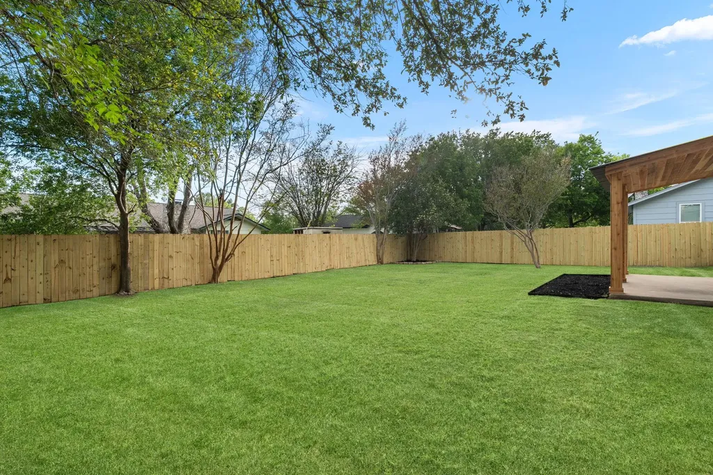 2107 Cindy Lane Austin TX 78727