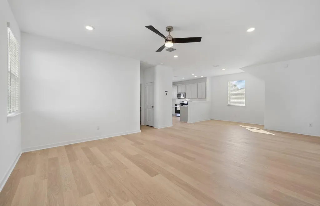 608 Rubber Tree Way Buda TX 78610