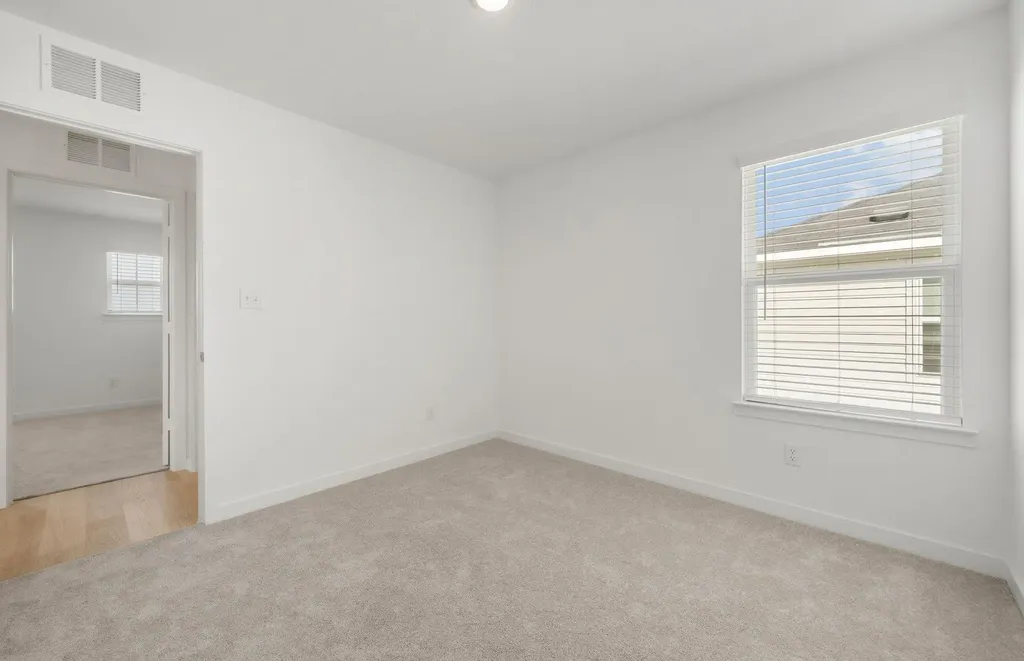 608 Rubber Tree Way Buda TX 78610
