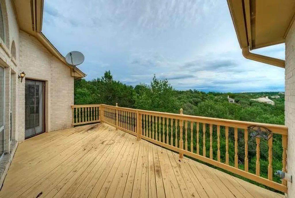 8703 Bluegrass Drive Austin TX 78759