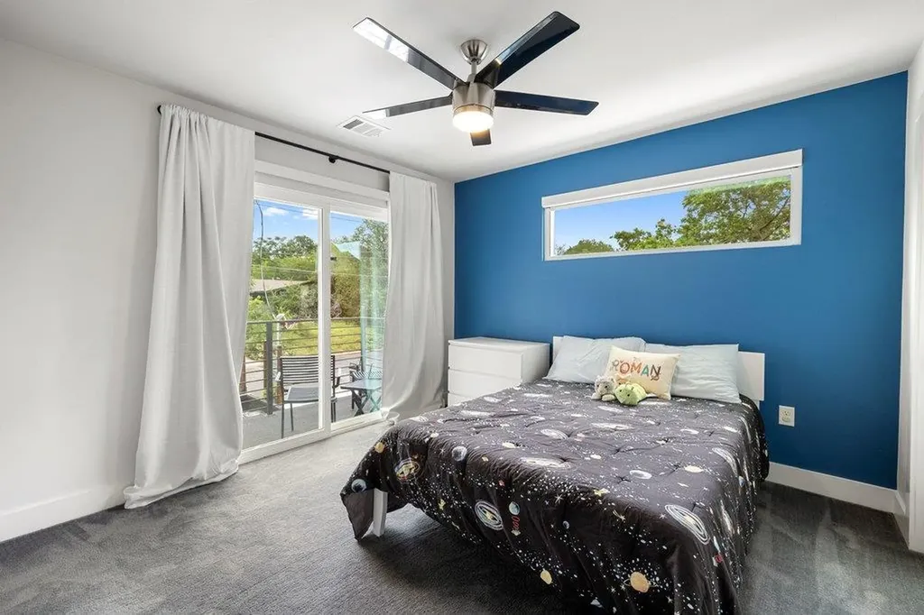 1182 Ridgeway Drive Austin TX 78702