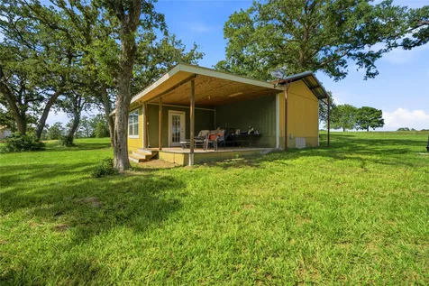 318 Grey Wolf Lane Bastrop TX 78602