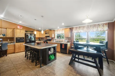 318 Grey Wolf Lane Bastrop TX 78602