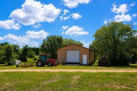 318 Grey Wolf Lane Bastrop TX 78602