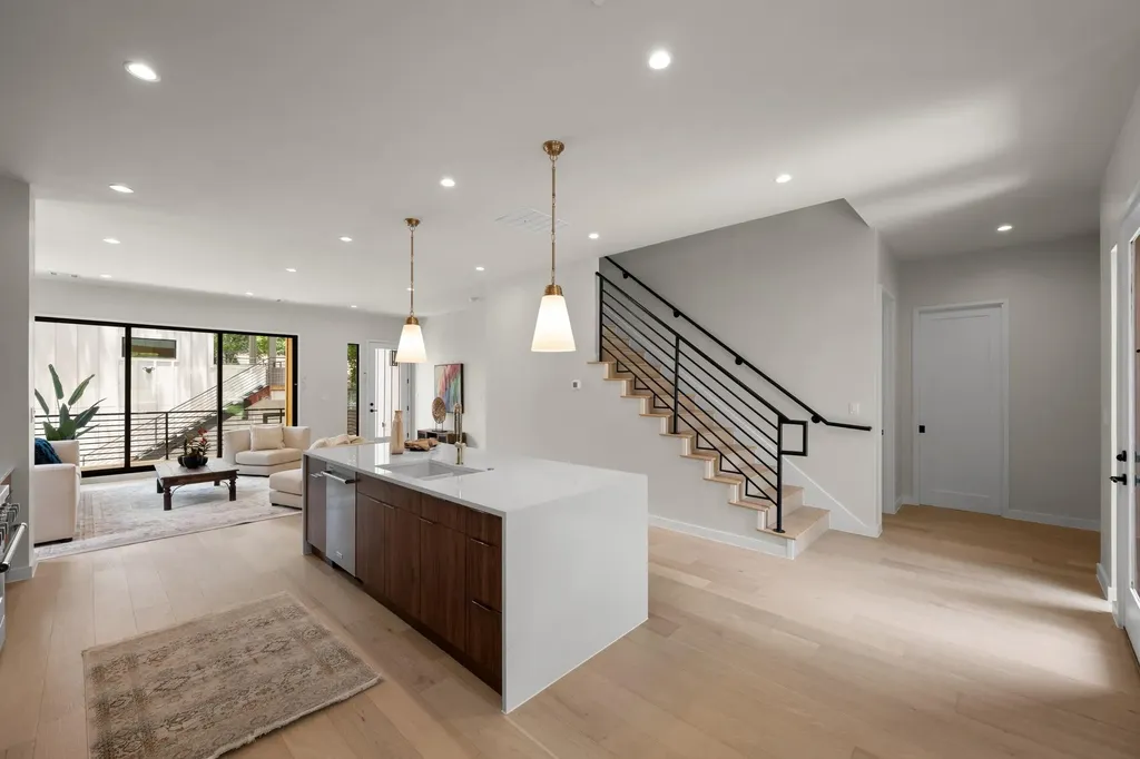 1514 Newton Street Austin TX 78704
