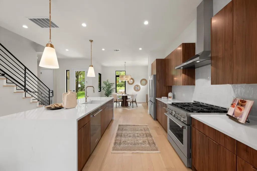 1514 Newton Street Austin TX 78704