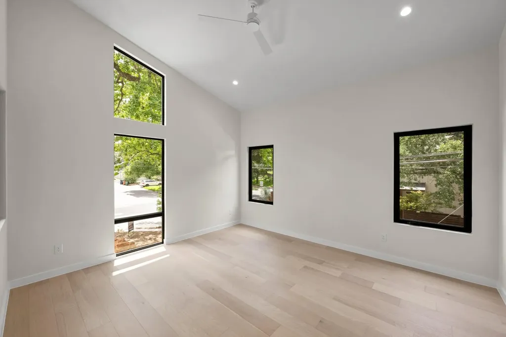1514 Newton Street Austin TX 78704