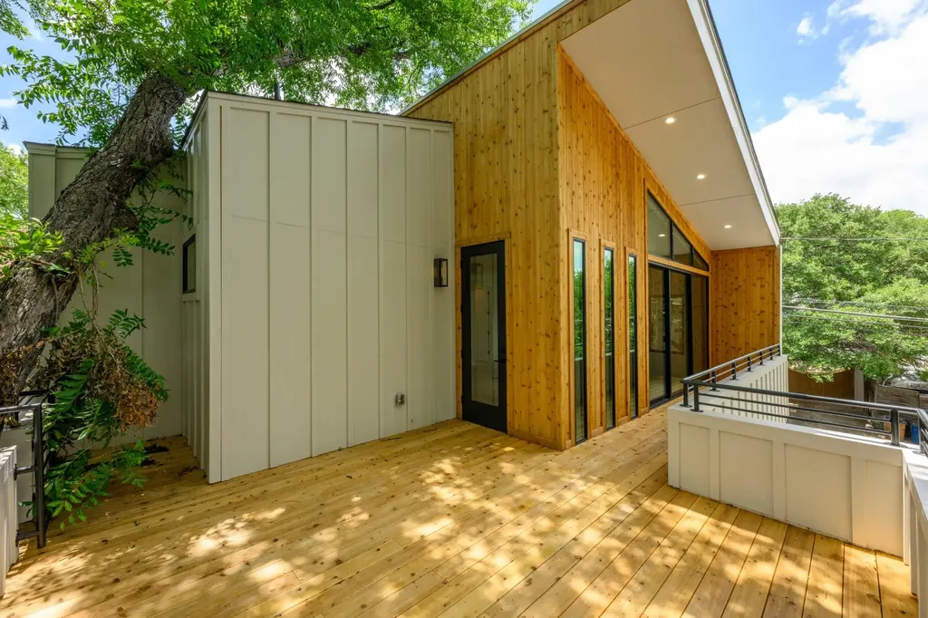 1514 Newton Street Austin TX 78704