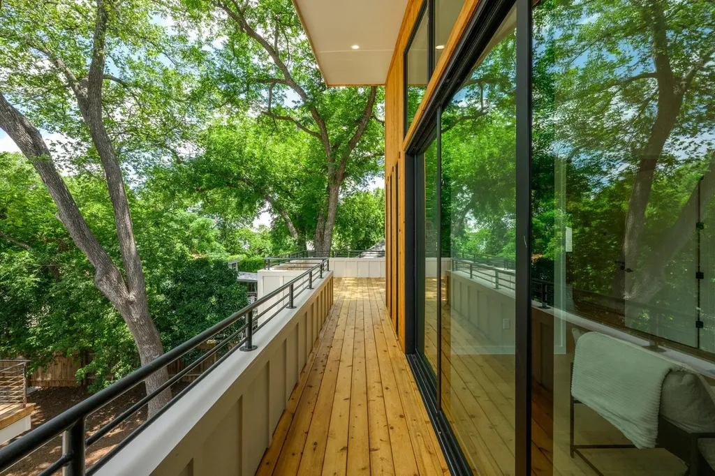 1514 Newton Street Austin TX 78704