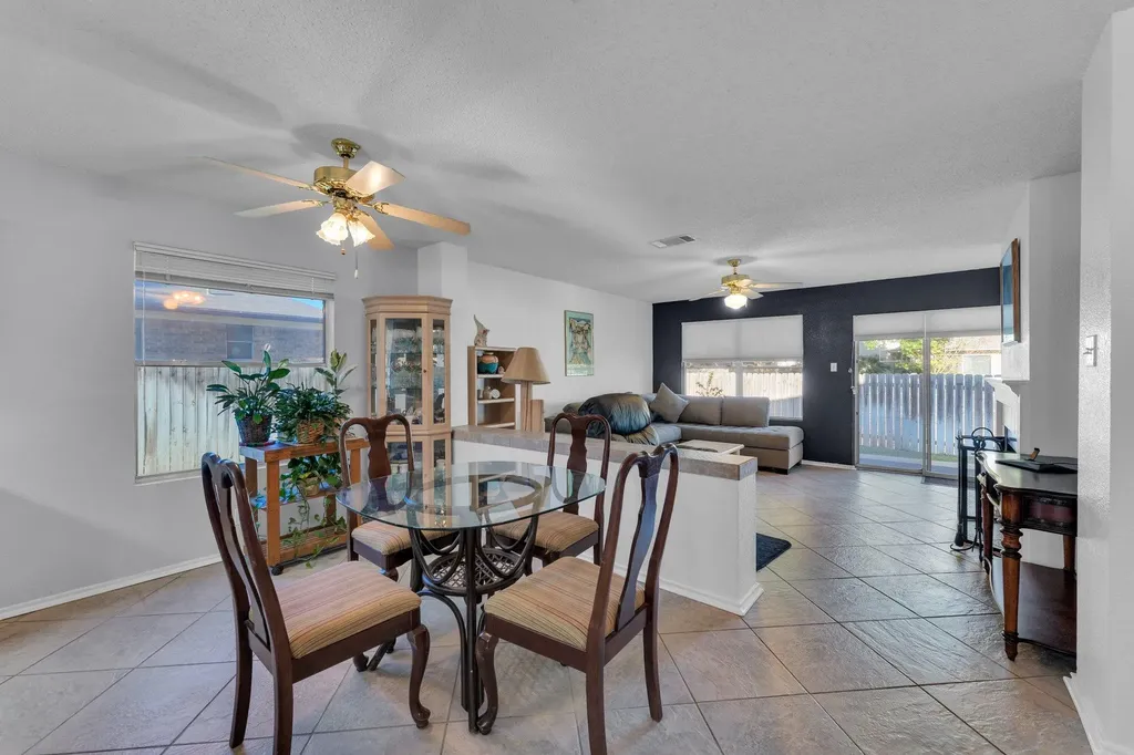 302 Debora Drive Georgetown TX 78628