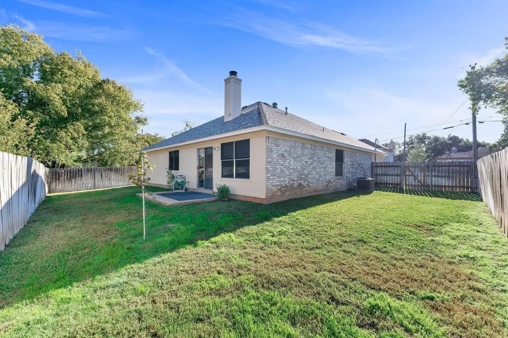 302 Debora Drive Georgetown TX 78628