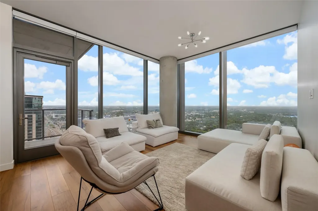44 East Avenue Austin TX 78701