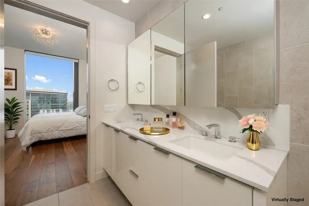 44 East Avenue Austin TX 78701