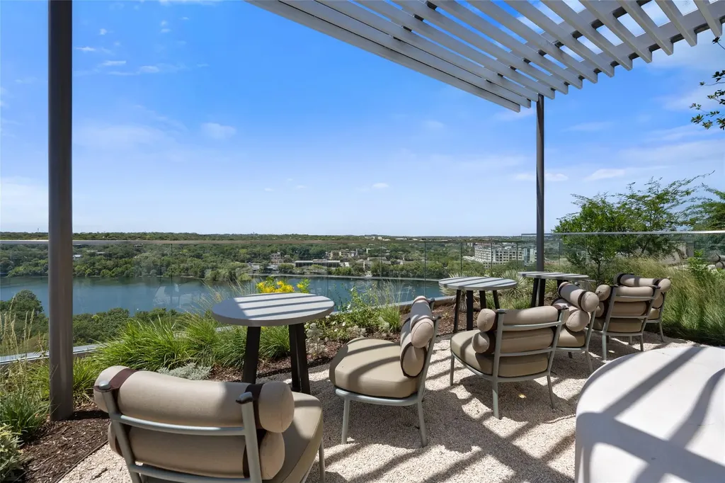 44 East Avenue Austin TX 78701