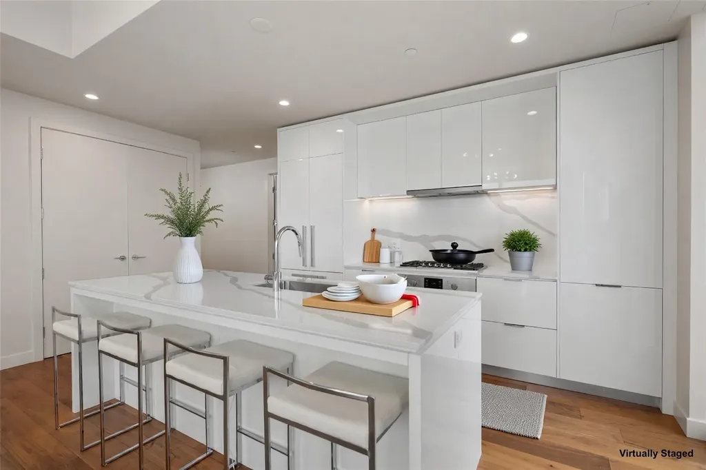44 East Avenue Austin TX 78701