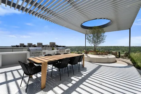 44 East Avenue Austin TX 78701