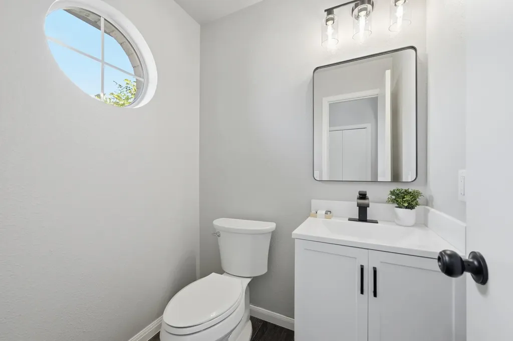 1504 Waterfall Avenue Leander TX 78641