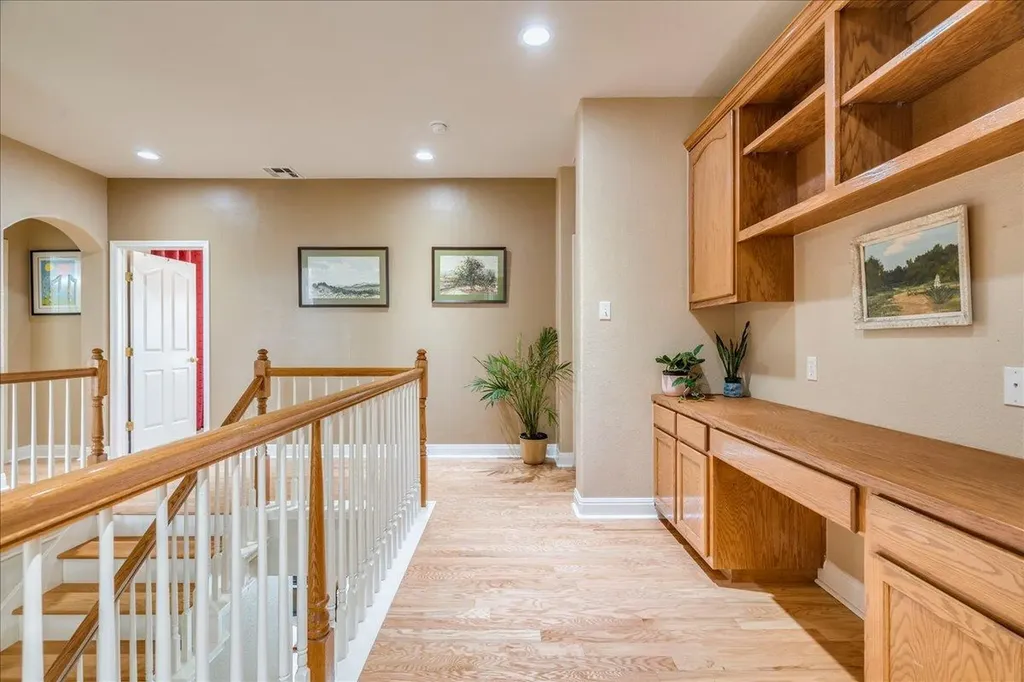 1077 Fairway Kyle TX 78640